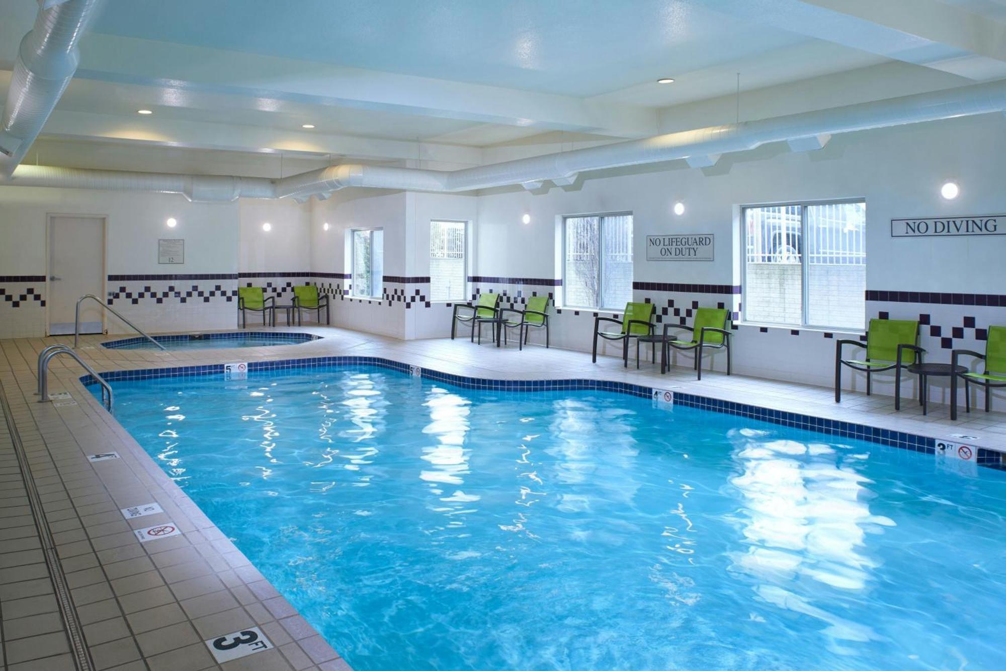 Springhill Suites By Marriott Frankenmuth Esterno foto