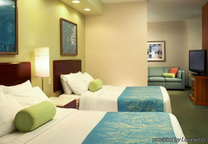 Springhill Suites By Marriott Frankenmuth Esterno foto